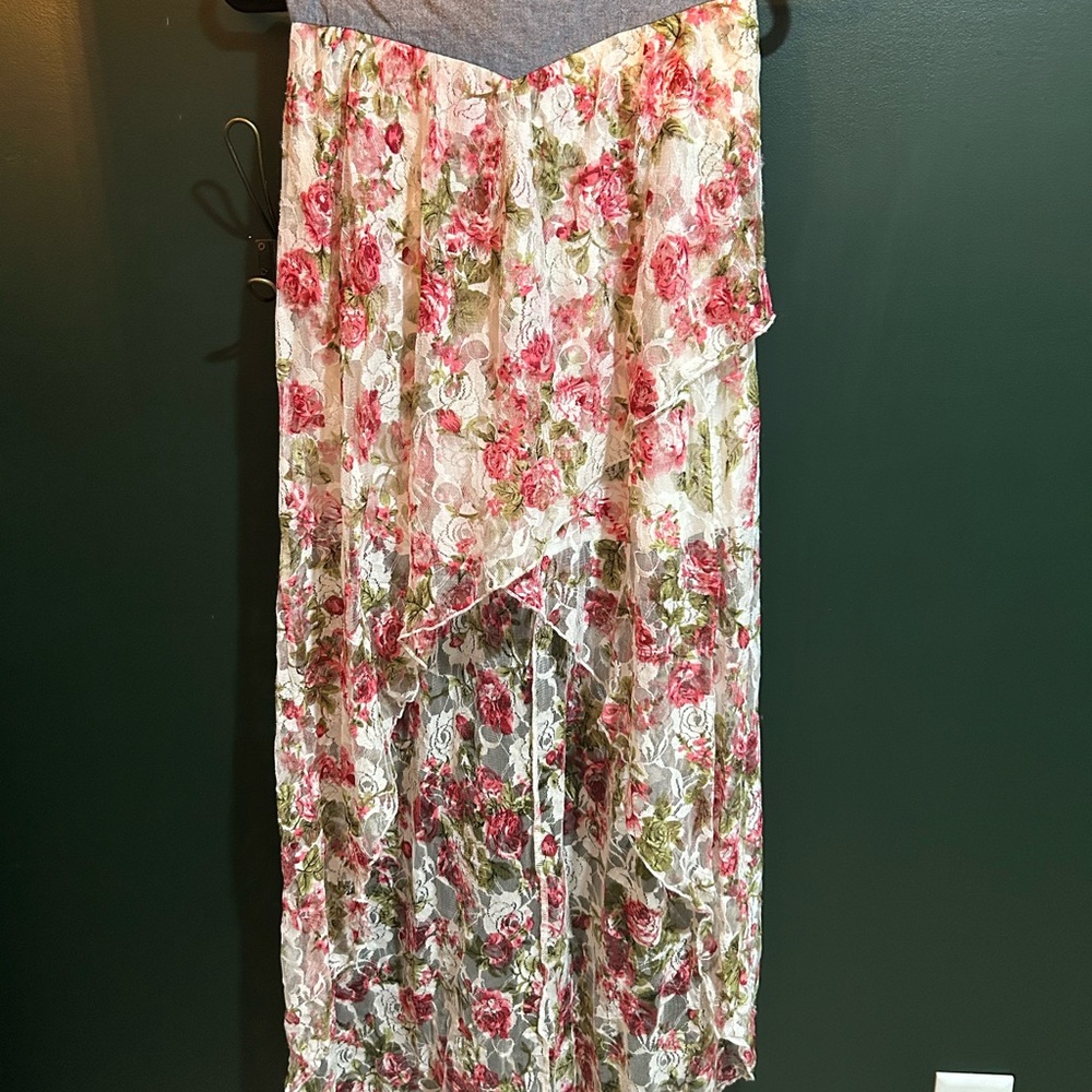 Floral Lace Strapless Dress